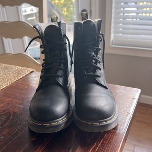 Black Doc Martens 1460 PASCAL WINTERGRIP OUTLAW LEATHER LACE UP BOOTS Fur-lined